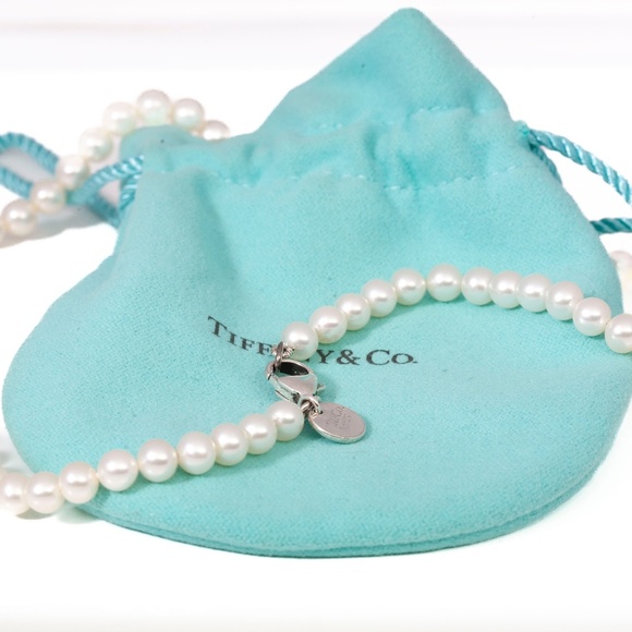 Authentic Tiffany & Co. Pearl Necklace 16" .925 Sterling Silver - Picture 1 of 3